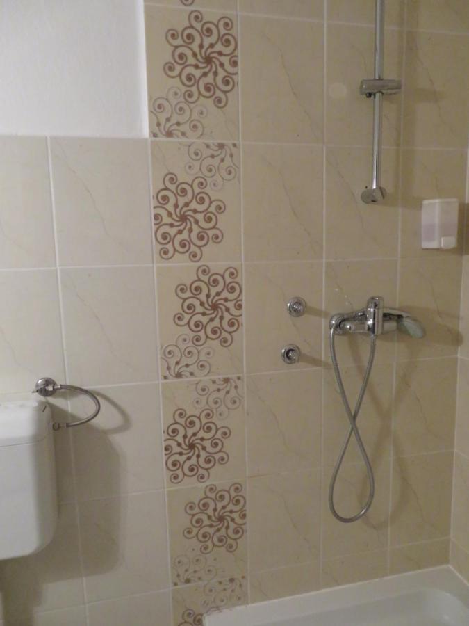 Guesthouse Ob Sotocju Budic Brežice المظهر الخارجي الصورة