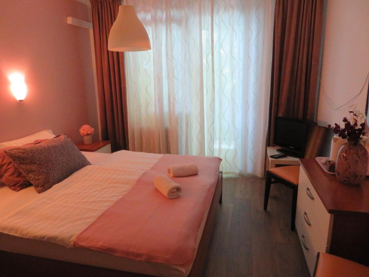 Guesthouse Ob Sotocju Budic Brežice المظهر الخارجي الصورة