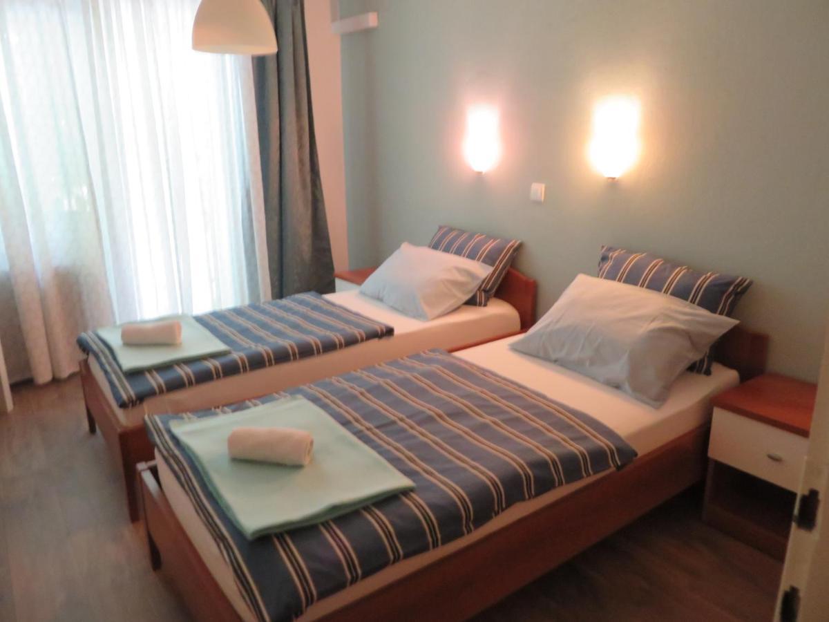 Guesthouse Ob Sotocju Budic Brežice المظهر الخارجي الصورة