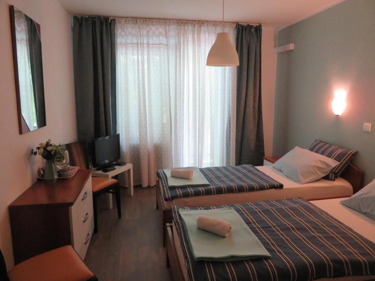 Guesthouse Ob Sotocju Budic Brežice المظهر الخارجي الصورة