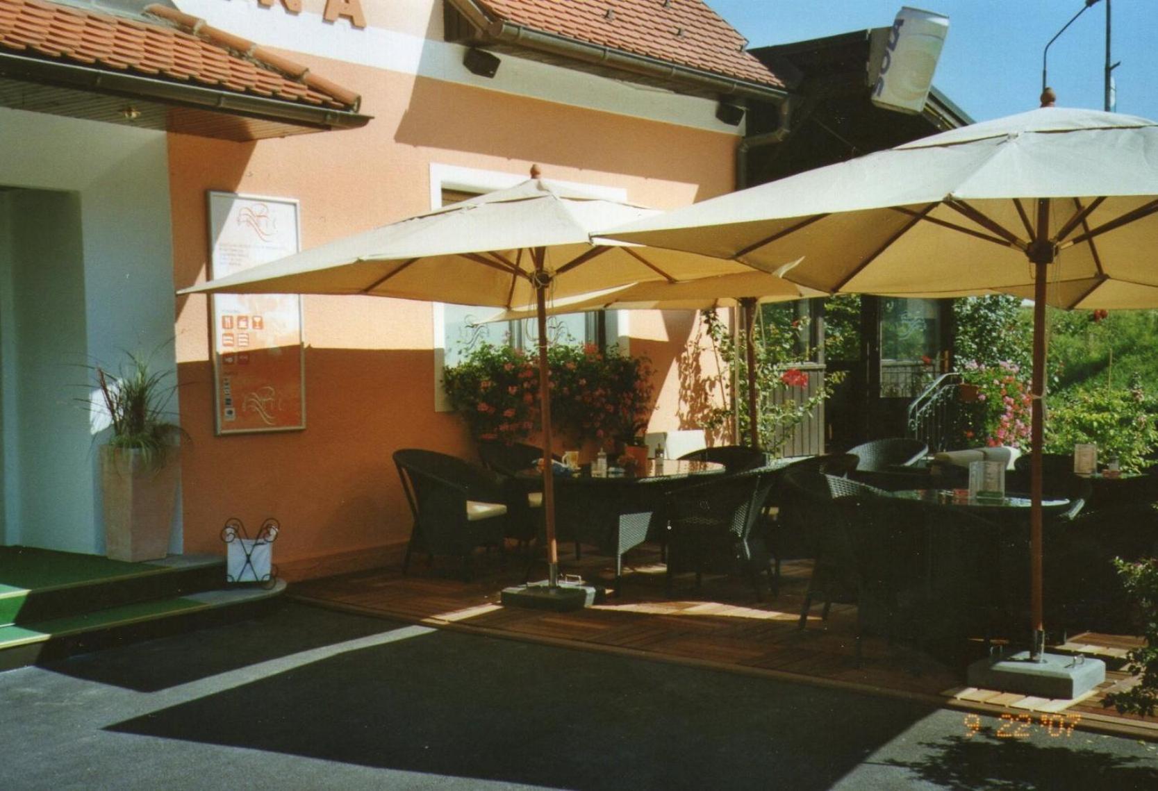 Guesthouse Ob Sotocju Budic Brežice المظهر الخارجي الصورة